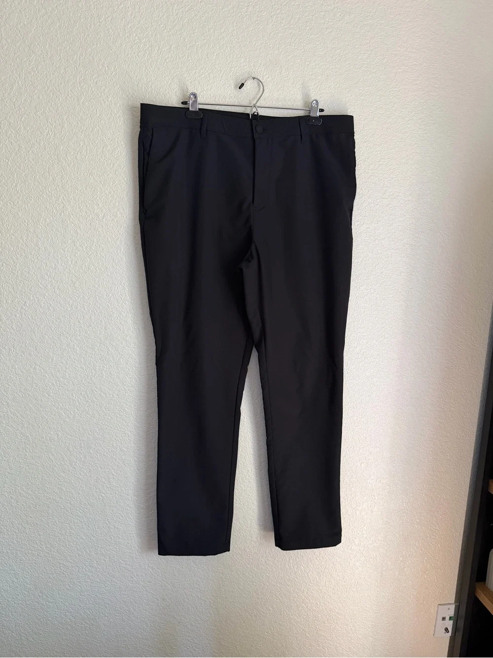 Banana Republic Men's Stretch Slim Fit Flat Front Performance Pants 38x32 Black